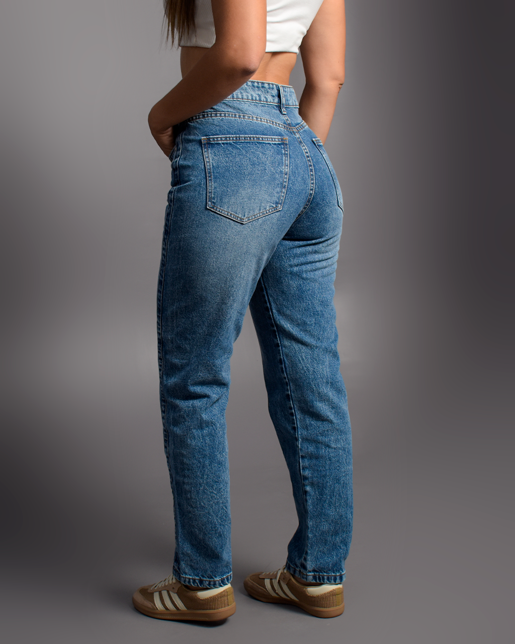 Mom Jean (rígido) INN6076