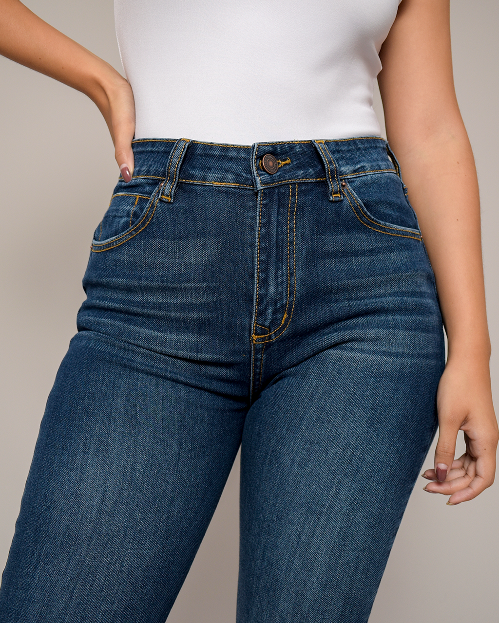 Jean Skinny Tiro Alto Stretch Azul Oscuro -INN1430