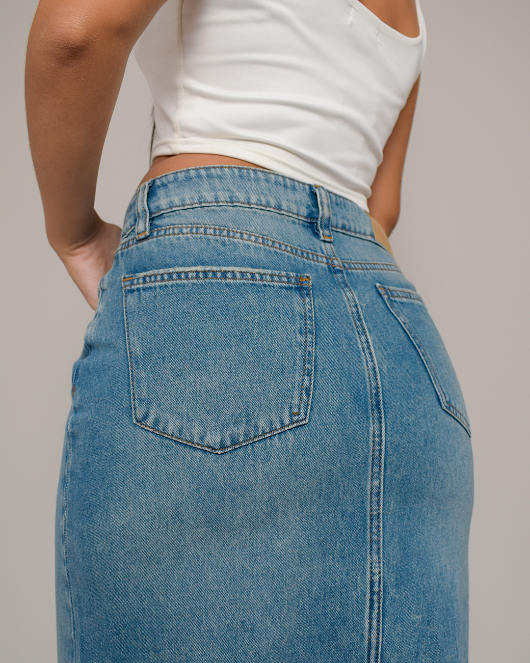 Falda Denim Tiro Alto Azul Medio Abertura -INN50145