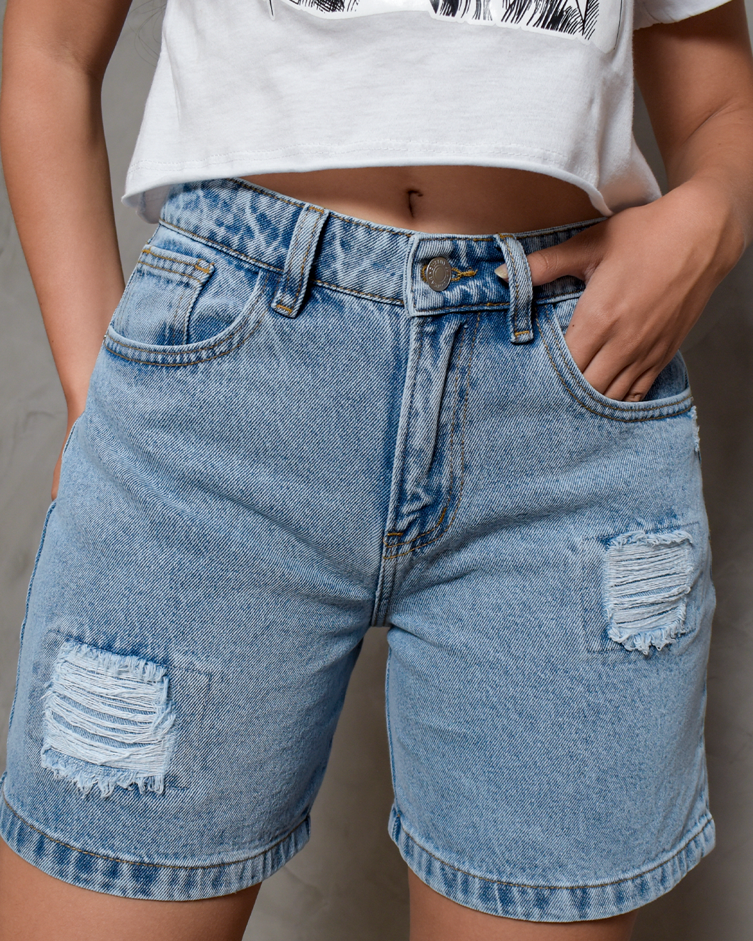 Short Rígido Azul Claro Rotos -INN5670