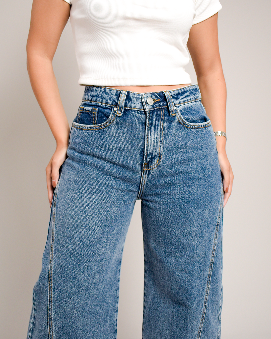 Jean Ballon Rígido Azul Medio Costuras -INN8544