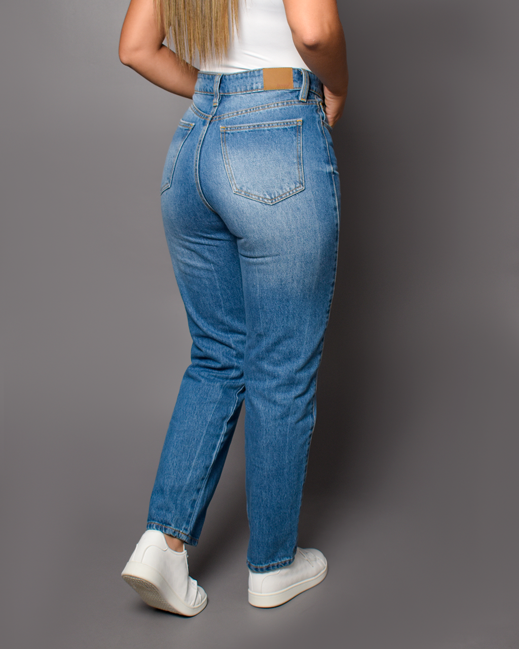 Mom Jean (rígido) INN6070