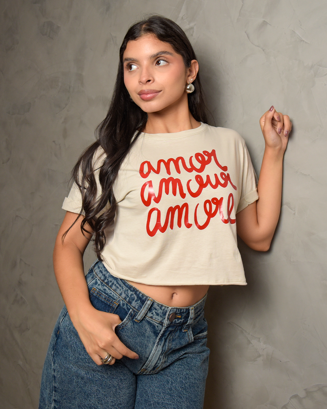 Camiseta Crop Beige Estampado Amor Amour Amore -TUIENTI-02