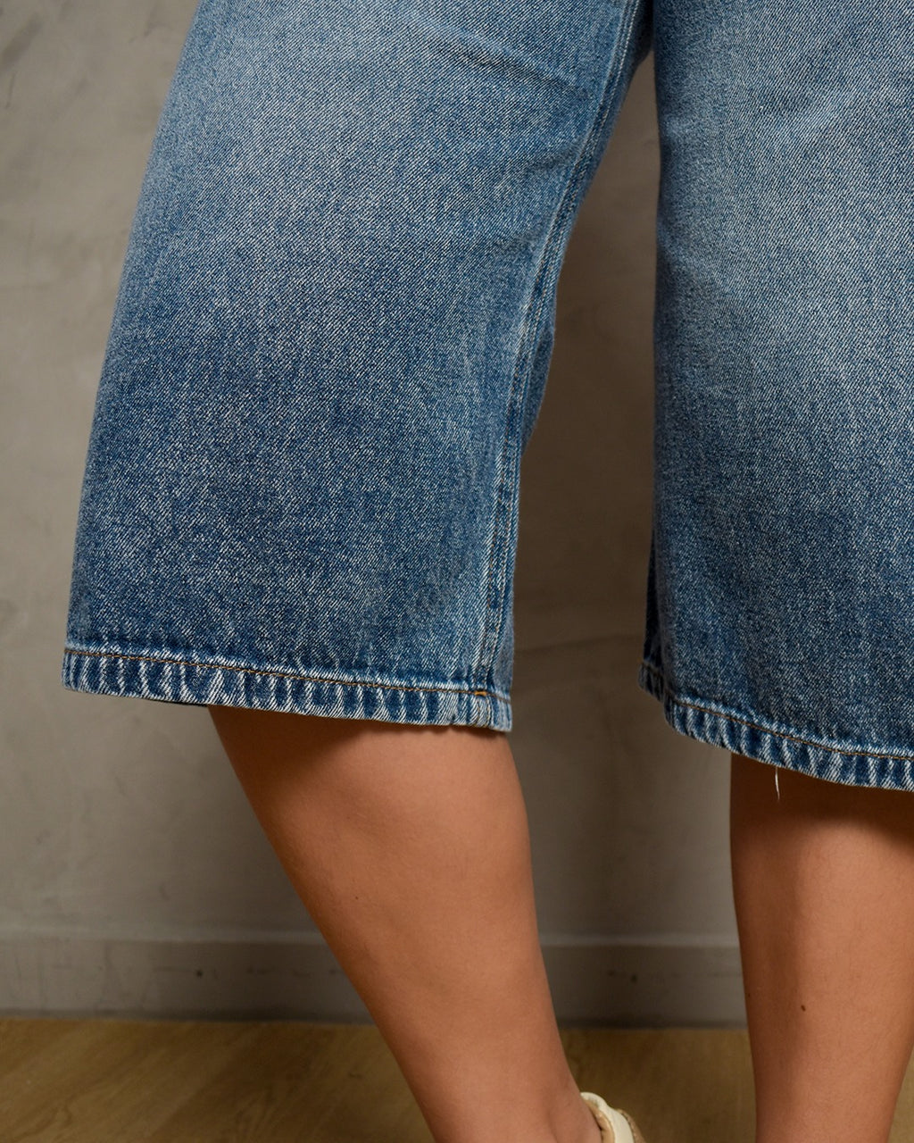 Bermuda larga (Rígida) INN5580