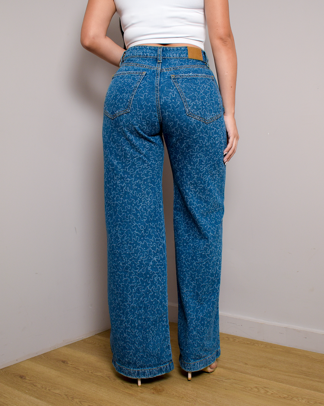 Jean Wide Leg Rígido Azul Medio Láser -INN8583